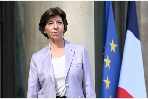 Pháp tuyên bố sẽ hỗ trợ quân sự cho Armenia