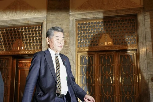 Bị phát hiện trốn thuế, Thứ trưởng Tài chính Nhật Bản đệ đơn từ chức 