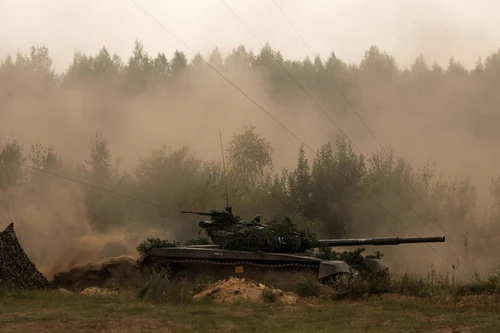 Giữa làn sóng biểu tình, Belarus bất ngờ tập trận quân sự quy mô lớn