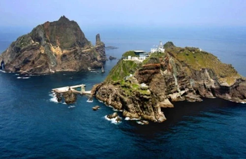 Nghị sĩ Hàn Quốc thăm quần đảo tranh chấp, Nhật Bản liền gửi công hàm phản đối