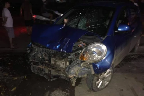 [Tin nhanh sáng 20-3-2021] Ô tô tông tử vong người phụ nữ đi bộ sát lề đường