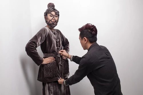 NTK Công Trí chọn người mẫu Kim Nhung vào vị trí vedette tại Tokyo Fashion Week