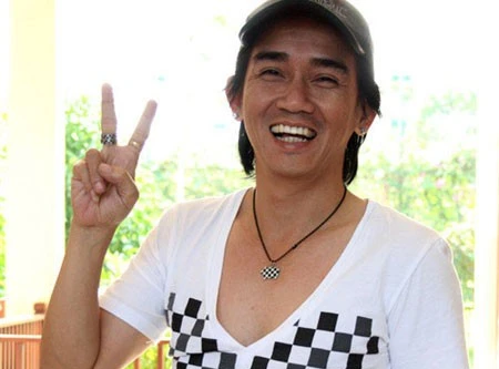 Ca sĩ Minh Thuận bị ung thư phổi, tiên lượng xấu