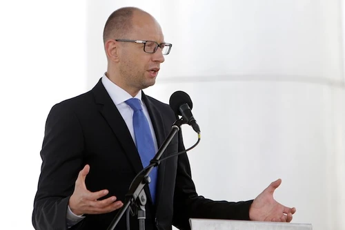 Thủ tướng Yatsenyuk: Nga là mối đe dọa lớn nhất của Ukraine