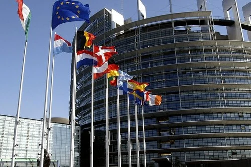 Nghị viện châu Âu kêu gọi loại trừ Nga ra khỏi hệ thống SWIFT