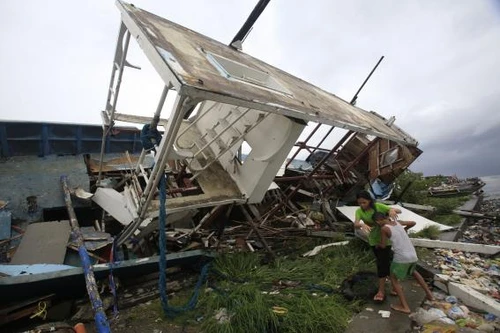 Phillipines thiệt hại nặng nề sau bão Rammasun, ít nhất 38 người chết