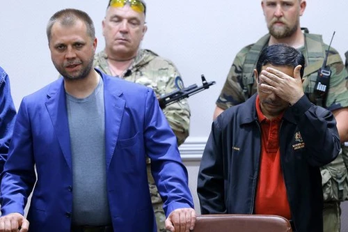 Lãnh đạo ly khai lên tiếng bảo vệ danh dự sau vụ MH17