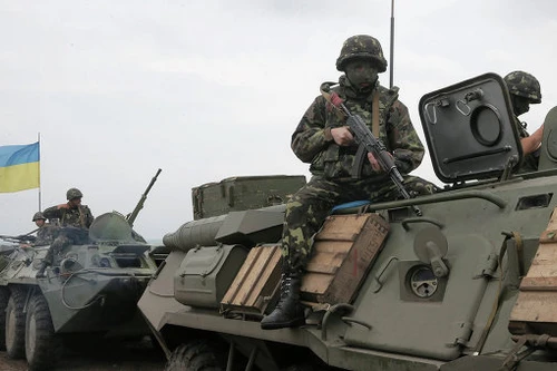 Đai sứ Ukraine: NATO không hề giúp đỡ Kiev