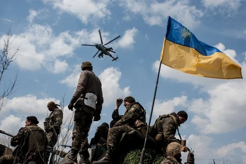 Ukraine doạ bắn hạ bất cứ máy bay do thám của Nga 