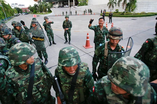 Thế giới chỉ trích cuộc đảo chính ở Thái Lan