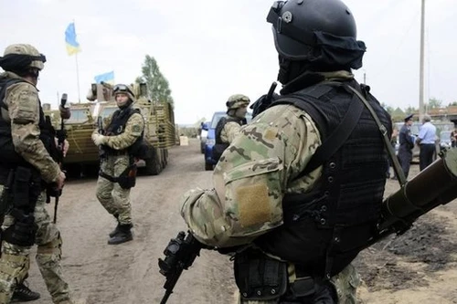 Khủng hoảng Ukraine: Mỹ áp đặt lệnh trừng phạt lên quân ly khai ủng hộ Nga