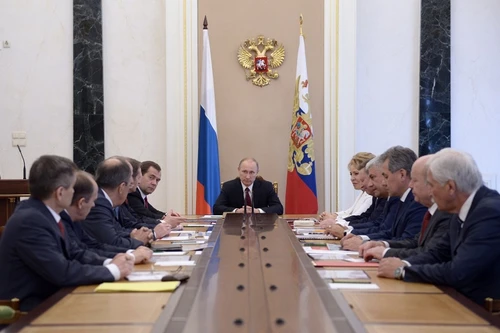 Tổng thống Putin thảo luận về tình hình ở Đông Nam Ukraine