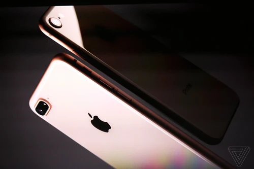  Bộ đôi iPhone 8 và 8 Plus liệu có đáng mua?