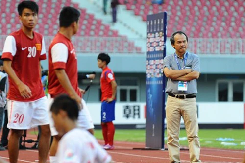 Bầu Đức “né” U19 Việt Nam vì sợ cầu thủ cóng chân