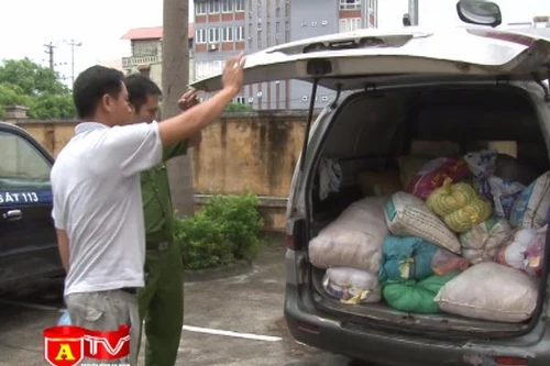 Phát hiện thu giữ gần 1 tấn mỡ, bì lợn không rõ nguồn gốc