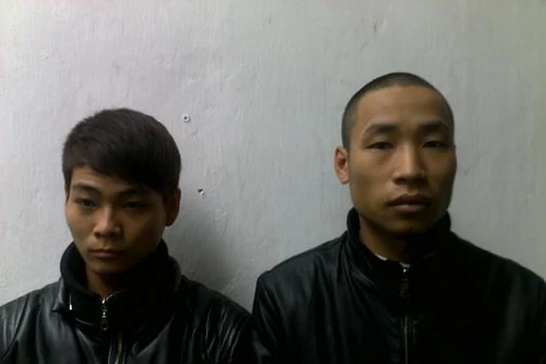 Bắt 2 đối tượng cưỡng đoạt tài sản tại lễ hội