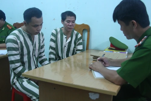 Bắt 2 đối tượng mua bán trái phép ma túy