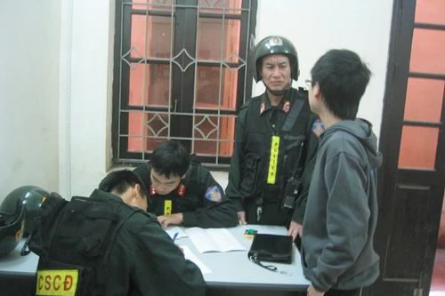 Không nên gấp gáp triển khai luật