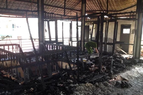 Cháy nhà hàng gây thiệt hại hàng trăm triệu đồng