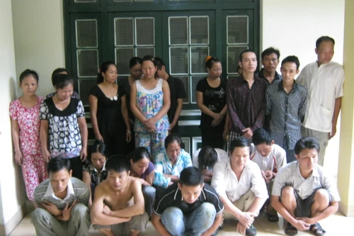 Bắt giữ 23 "con bạc"