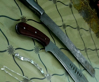 Nhóm “9X” dùng mã tấu cướp tài sản học sinh