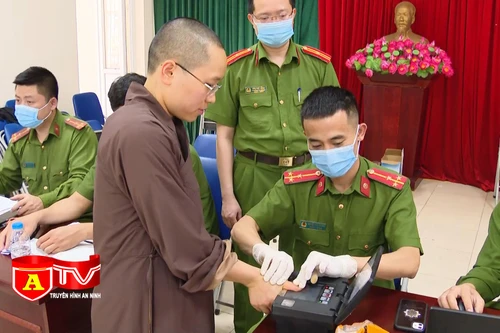 Nỗ lực, quyết tâm hoàn thành nhiệm vụ cấp CCCD gắn chip điện tử