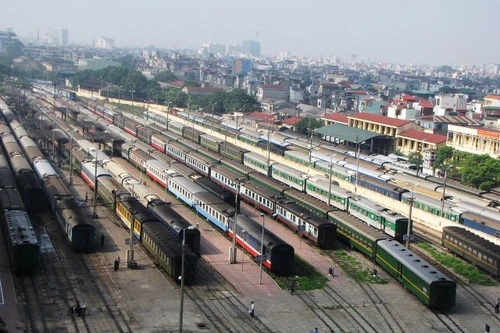 Tổng công ty Đường sắt Việt Nam không hay biết việc mua lại hơn 100 toa tàu hàng cũ của Trung Quốc