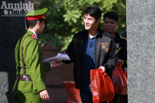 Niềm vui ngày trở về...