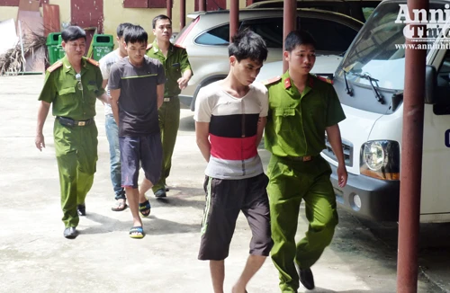 "Siêu" trộm lượn lờ, “nhảy” xe trong tích tắc