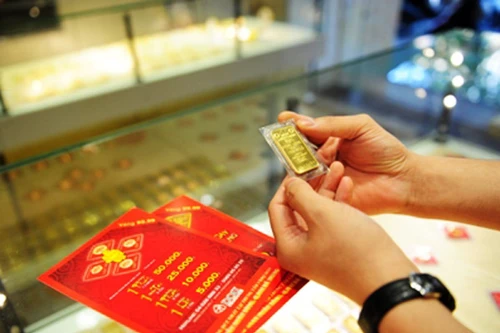 Giá vàng hôm nay (16-10): Giảm mạnh chênh lệch so với giá thế giới