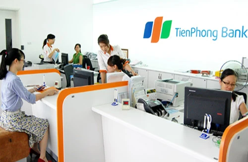 10 ngân hàng được "nới" chỉ tiêu tăng trưởng tín dụng