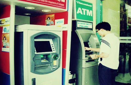 Lại rộ trò lừa: Trúng thưởng, chuyển tiền trước.