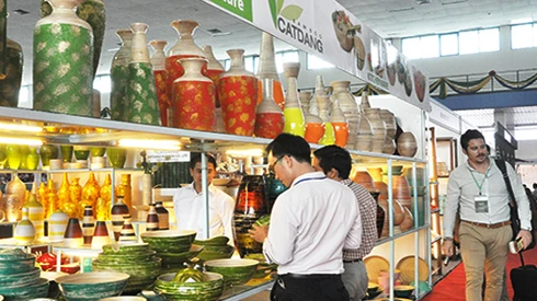 Hơn 600 gian hàng tham gia Hanoi Gift Show 2016