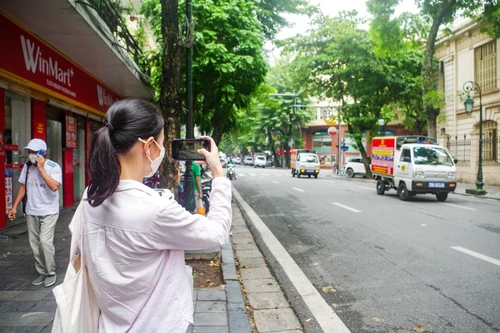 Rất đồng tình và sẽ cụ thể hóa trách nhiệm công dân tham gia giữ gìn trật tự giao thông ở Thủ đô