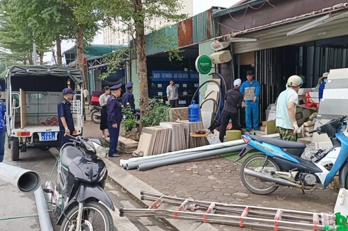 'Gốc' của câu chuyện trật tự hè đường vẫn là ý thức người dân