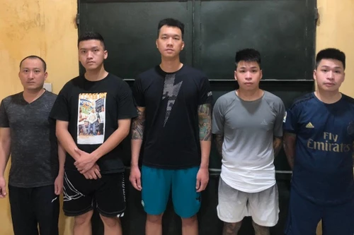 Cặp anh em sinh đôi tham gia đường dây cá độ bóng đá giao dịch hàng tỷ đồng