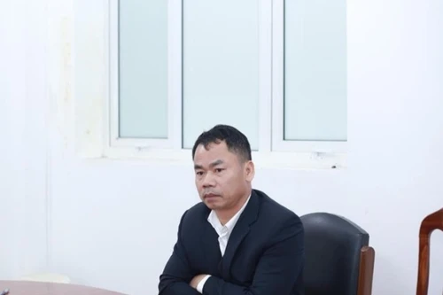 Vì sao Chủ tịch liên đoàn Lao động huyện Lạc Sơn bị bắt?