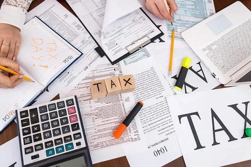 Kế toán Anpha tư vấn: Doanh thu dưới 100 triệu đồng/ năm, hộ kinh doanh có phải nộp thuế? 
