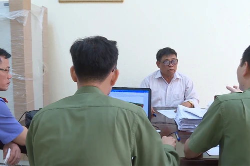 Tự nhận luật sư, dùng mạng xã hội tạo ảnh hưởng để thực hiện hành vi phạm tội