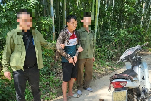 Kẻ có tiền án, tàng trữ vũ khí quân dụng