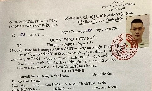 Vẫy nhầm xe taxi, hành hung cả tài xế