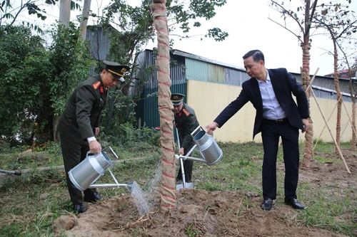 Sự khởi đầu mới tốt đẹp cho phong trào trồng cây năm 2023 