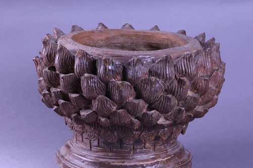 Sen hóa thân trong 100 cổ vật