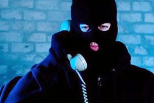 Bắt cóc chồng để ép vợ quan hệ tình dục