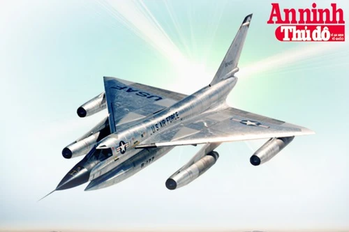 [Infographic] B-58 Hustler - Quái vật ném bom chiến lược siêu âm đầu tiên trên thế giới