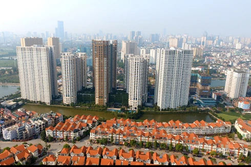 Cuối năm nhiều tiền: Nhà đất dồn nhau tăng giá