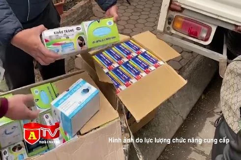 Phát hiện 143.000 chiếc khẩu trang y tế không có hóa đơn, trị giá hơn 1 tỷ đồng