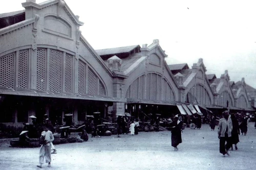 Ký ức những khu chợ nổi tiếng Hà thành