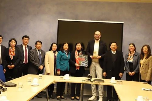 Hợp tác giữa Hà Nội và Berlin ngày càng phát triển 