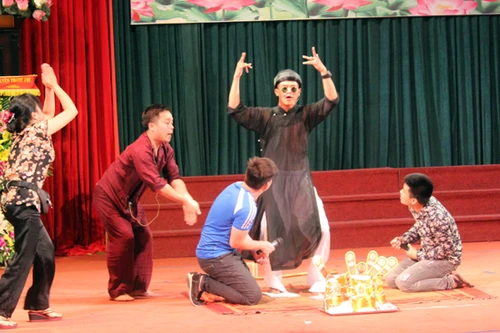 Thán phục trước tài năng của Công an xã